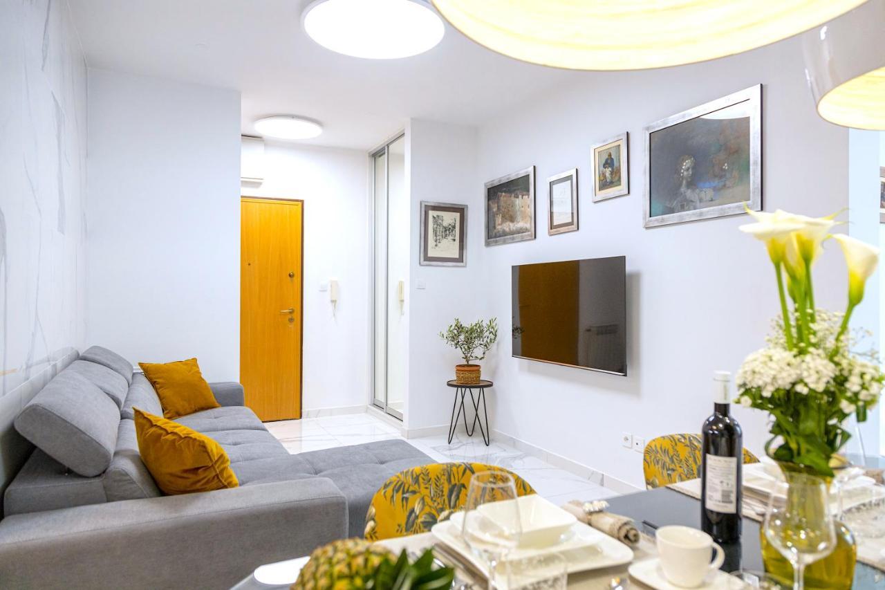 ספליט Lux Holiday Apartment Tony @ 10 Min Znjan Beach מראה חיצוני תמונה