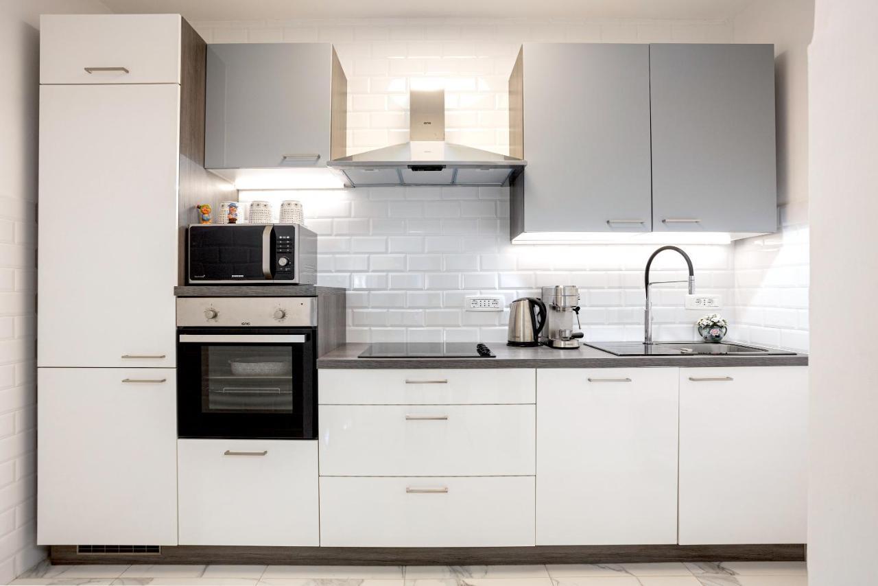 ספליט Lux Holiday Apartment Tony @ 10 Min Znjan Beach מראה חיצוני תמונה